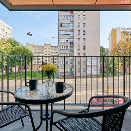 Nowoczesny Apartament Z Balkonem I Parkingiem W Centrum Wroclawia By Noclegi Renters Luaran gambar