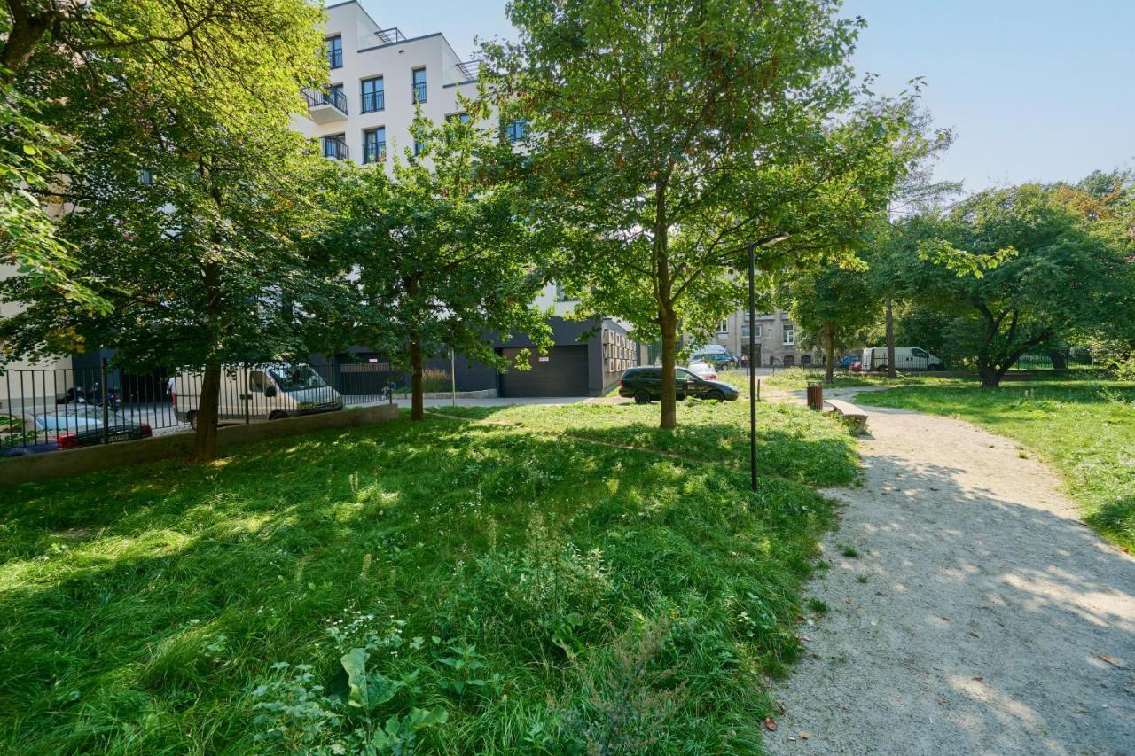 Nowoczesny Apartament Z Balkonem I Parkingiem W Centrum Wroclawia By Noclegi Renters Luaran gambar